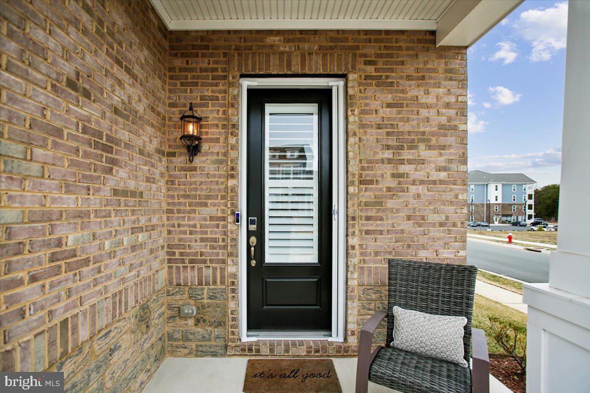 25635 NOT FORGOTTEN TER, CHANTILLY, Virginia 20152, 3 Bedrooms Bedrooms, ,2 BathroomsBathrooms,Residential,For sale,25635 NOT FORGOTTEN TER,VALO2117134 MLS # VALO2117134