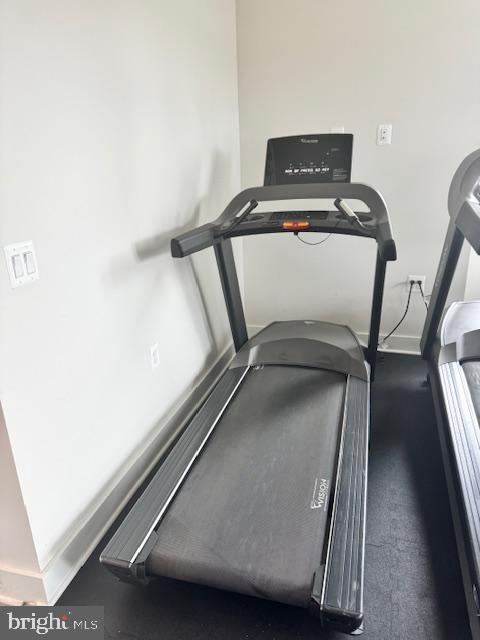 25635 NOT FORGOTTEN TER, CHANTILLY, Virginia 20152, 3 Bedrooms Bedrooms, ,2 BathroomsBathrooms,Residential,For sale,25635 NOT FORGOTTEN TER,VALO2117134 MLS # VALO2117134