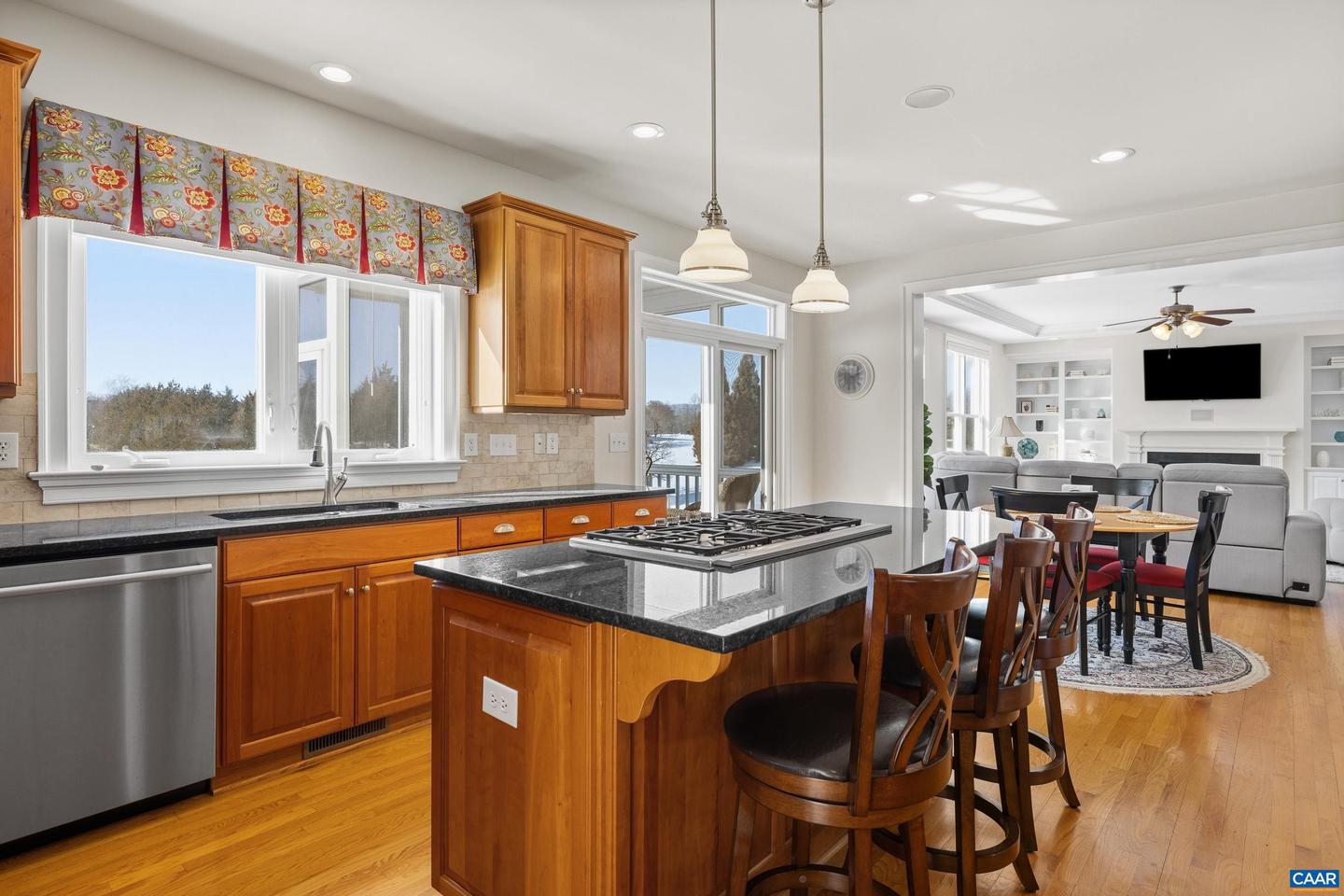 536 SUNRISE LN, EARLYSVILLE, Virginia 22936, 6 Bedrooms Bedrooms, ,5 BathroomsBathrooms,Residential,For sale,536 SUNRISE LN,673840 MLS # 673840