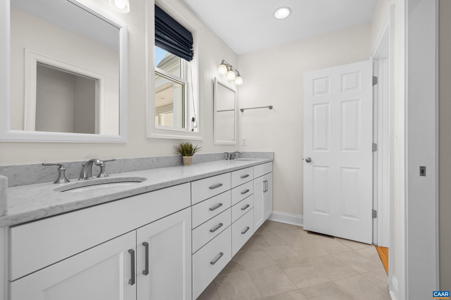 536 SUNRISE LN, EARLYSVILLE, Virginia 22936, 6 Bedrooms Bedrooms, ,5 BathroomsBathrooms,Residential,For sale,536 SUNRISE LN,673840 MLS # 673840