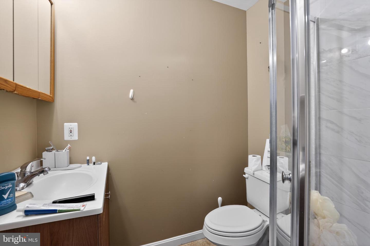 448 PEARLBUSH SQ NE, LEESBURG, Virginia 20176, 4 Bedrooms Bedrooms, ,3 BathroomsBathrooms,Residential,For sale,448 PEARLBUSH SQ NE,VALO2117174 MLS # VALO2117174