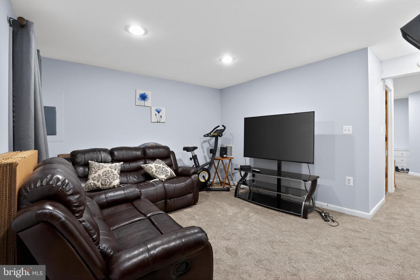 448 PEARLBUSH SQ NE, LEESBURG, Virginia 20176, 4 Bedrooms Bedrooms, ,3 BathroomsBathrooms,Residential,For sale,448 PEARLBUSH SQ NE,VALO2117174 MLS # VALO2117174