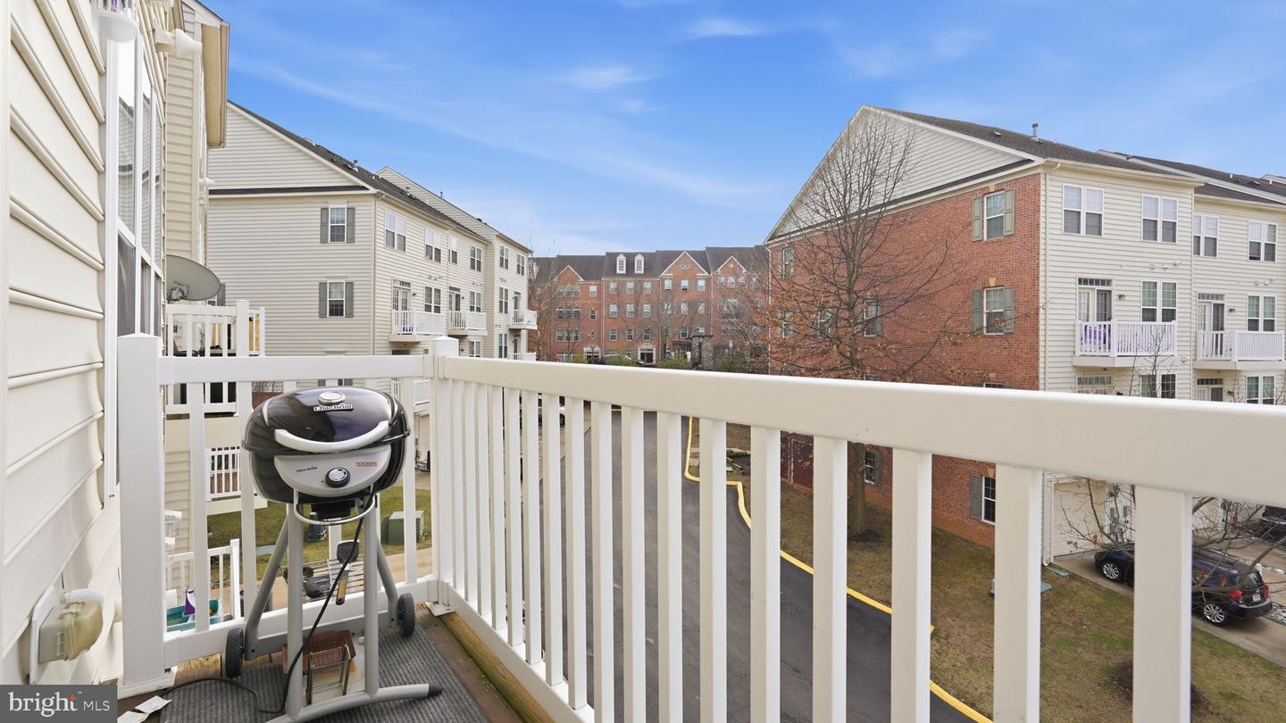 2483 EASTBOURNE DR, WOODBRIDGE, Virginia 22191, 3 Bedrooms Bedrooms, ,2 BathroomsBathrooms,Residential,For sale,2483 EASTBOURNE DR,VAPW2113590 MLS # VAPW2113590