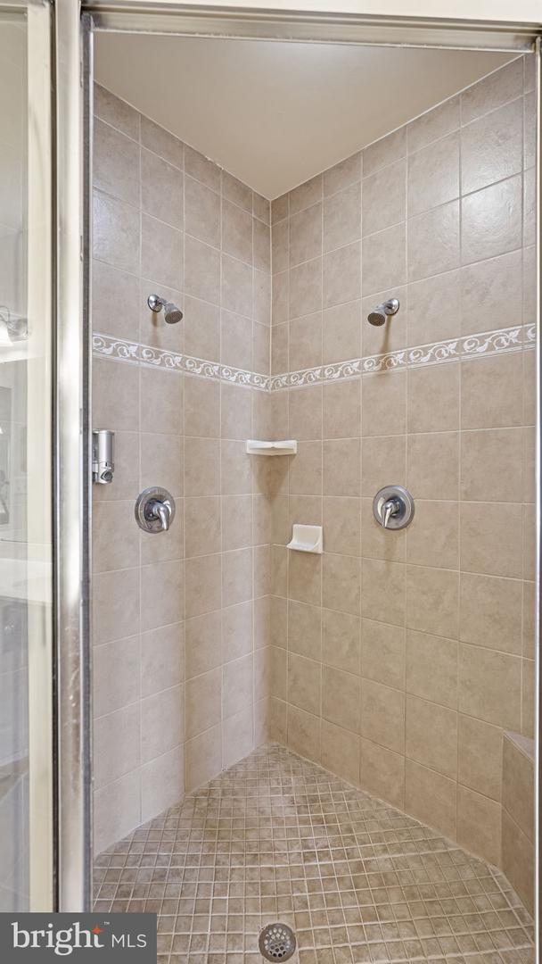 2483 EASTBOURNE DR, WOODBRIDGE, Virginia 22191, 3 Bedrooms Bedrooms, ,2 BathroomsBathrooms,Residential,For sale,2483 EASTBOURNE DR,VAPW2113590 MLS # VAPW2113590