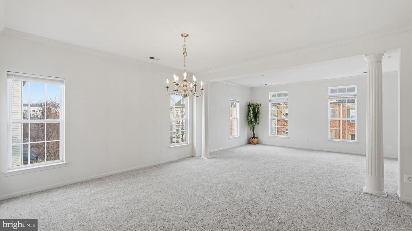 2483 EASTBOURNE DR, WOODBRIDGE, Virginia 22191, 3 Bedrooms Bedrooms, ,2 BathroomsBathrooms,Residential,For sale,2483 EASTBOURNE DR,VAPW2113590 MLS # VAPW2113590