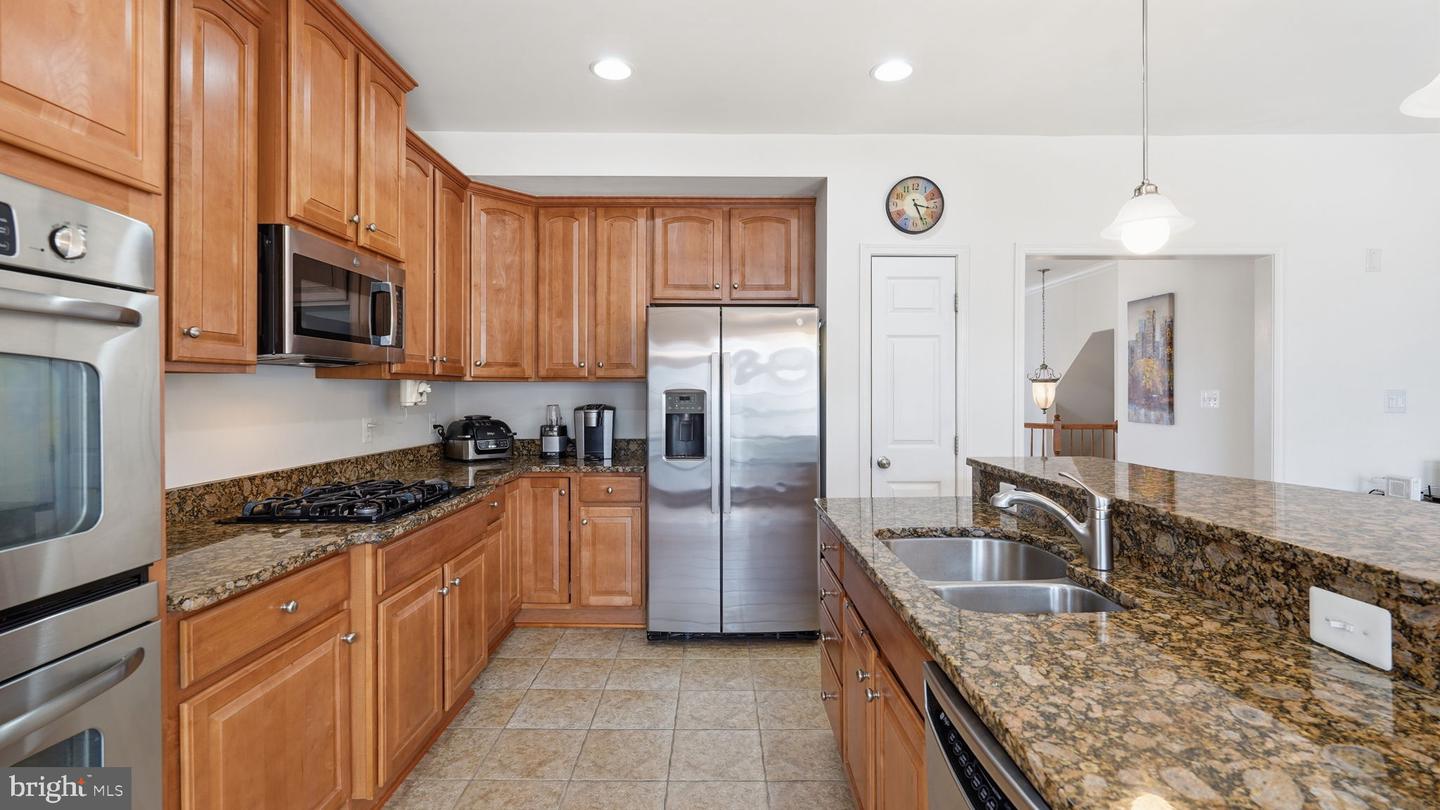 2483 EASTBOURNE DR, WOODBRIDGE, Virginia 22191, 3 Bedrooms Bedrooms, ,2 BathroomsBathrooms,Residential,For sale,2483 EASTBOURNE DR,VAPW2113590 MLS # VAPW2113590