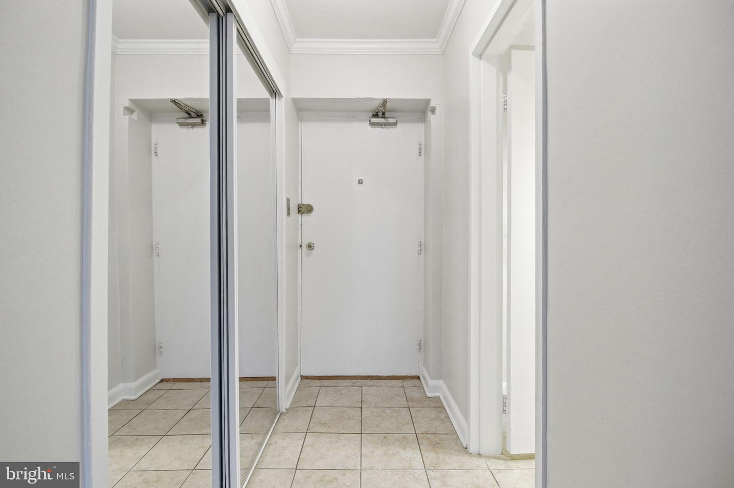 3601 5TH ST S #107, ARLINGTON, Virginia 22204, ,1 BathroomBathrooms,Residential,For sale,3601 5TH ST S #107,VAAR2069516 MLS # VAAR2069516