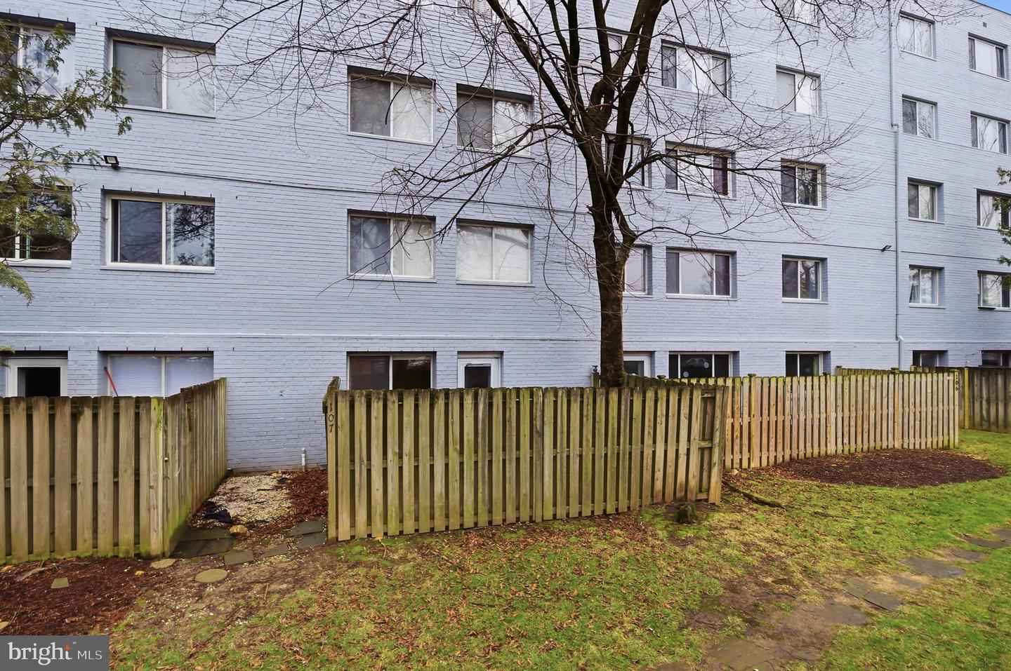 3601 5TH ST S #107, ARLINGTON, Virginia 22204, ,1 BathroomBathrooms,Residential,For sale,3601 5TH ST S #107,VAAR2069516 MLS # VAAR2069516