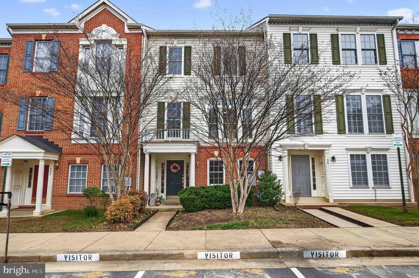 904 HARRISON CIR, ALEXANDRIA, Virginia 22304, 3 Bedrooms Bedrooms, ,2 BathroomsBathrooms,Residential,For sale,904 HARRISON CIR,VAAX2054674 MLS # VAAX2054674