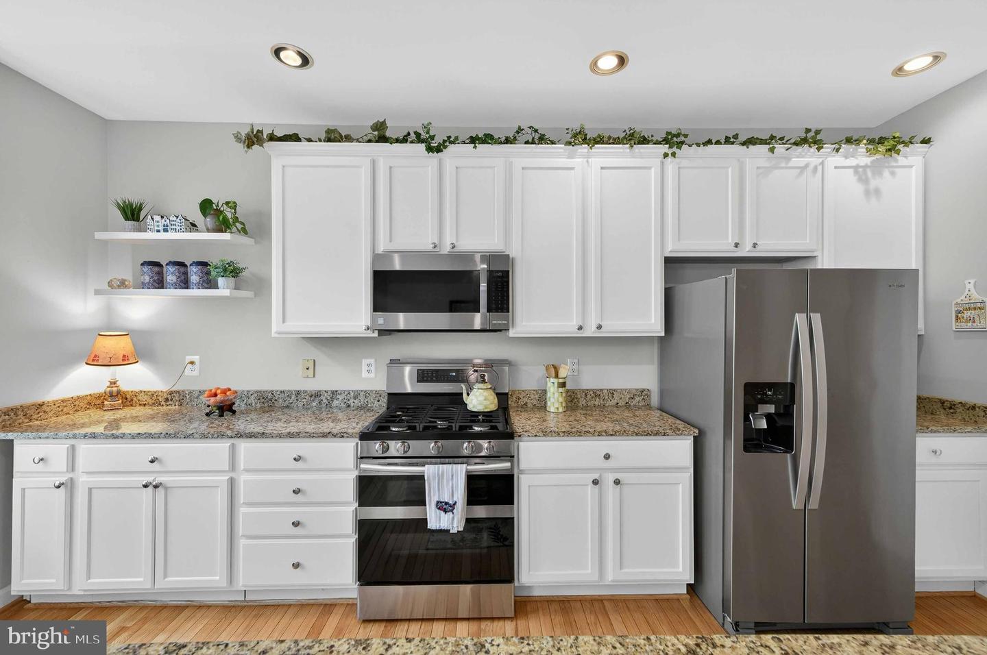 904 HARRISON CIR, ALEXANDRIA, Virginia 22304, 3 Bedrooms Bedrooms, ,2 BathroomsBathrooms,Residential,For sale,904 HARRISON CIR,VAAX2054674 MLS # VAAX2054674