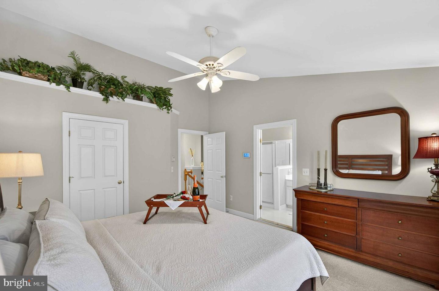 904 HARRISON CIR, ALEXANDRIA, Virginia 22304, 3 Bedrooms Bedrooms, ,2 BathroomsBathrooms,Residential,For sale,904 HARRISON CIR,VAAX2054674 MLS # VAAX2054674