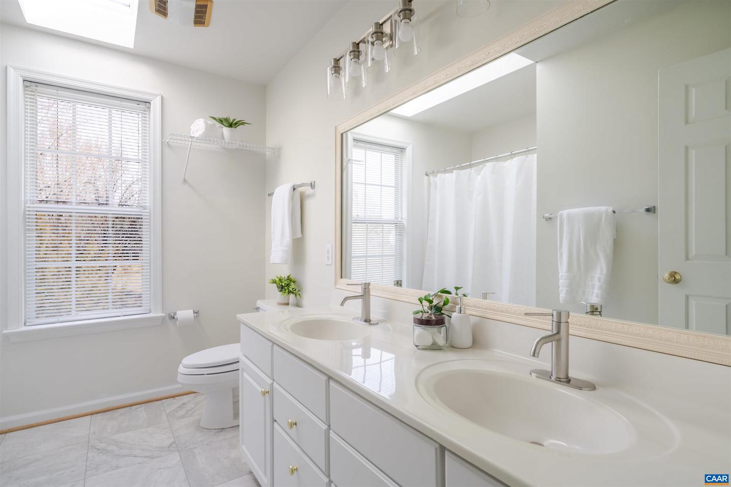 1051 OLD FOX TRAIL LN, CROZET, Virginia 22932, 4 Bedrooms Bedrooms, ,2 BathroomsBathrooms,Residential,For sale,1051 OLD FOX TRAIL LN,673848 MLS # 673848