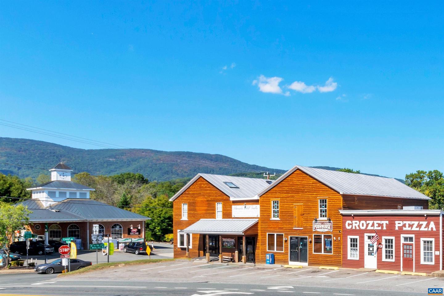 1051 OLD FOX TRAIL LN, CROZET, Virginia 22932, 4 Bedrooms Bedrooms, ,2 BathroomsBathrooms,Residential,For sale,1051 OLD FOX TRAIL LN,673848 MLS # 673848