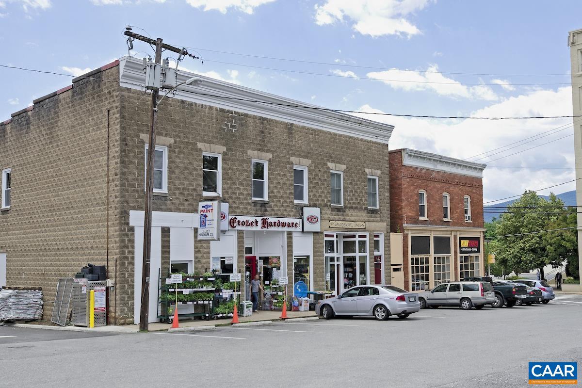 1051 OLD FOX TRAIL LN, CROZET, Virginia 22932, 4 Bedrooms Bedrooms, ,2 BathroomsBathrooms,Residential,For sale,1051 OLD FOX TRAIL LN,673848 MLS # 673848