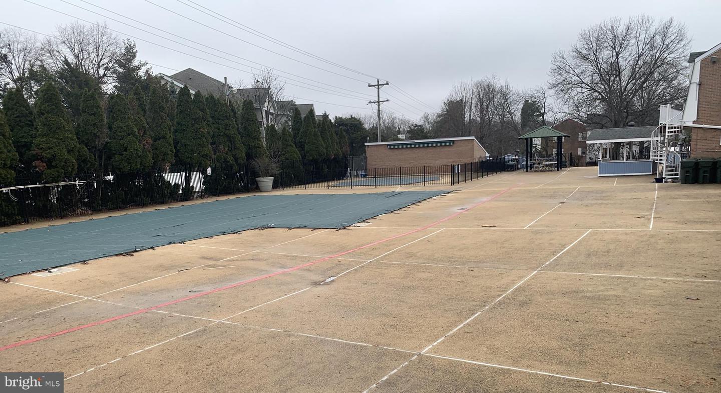 14487 SAINT GERMAIN DR, CENTREVILLE, Virginia 20121, 3 Bedrooms Bedrooms, ,2 BathroomsBathrooms,Residential,For sale,14487 SAINT GERMAIN DR,VAFX2293622 MLS # VAFX2293622