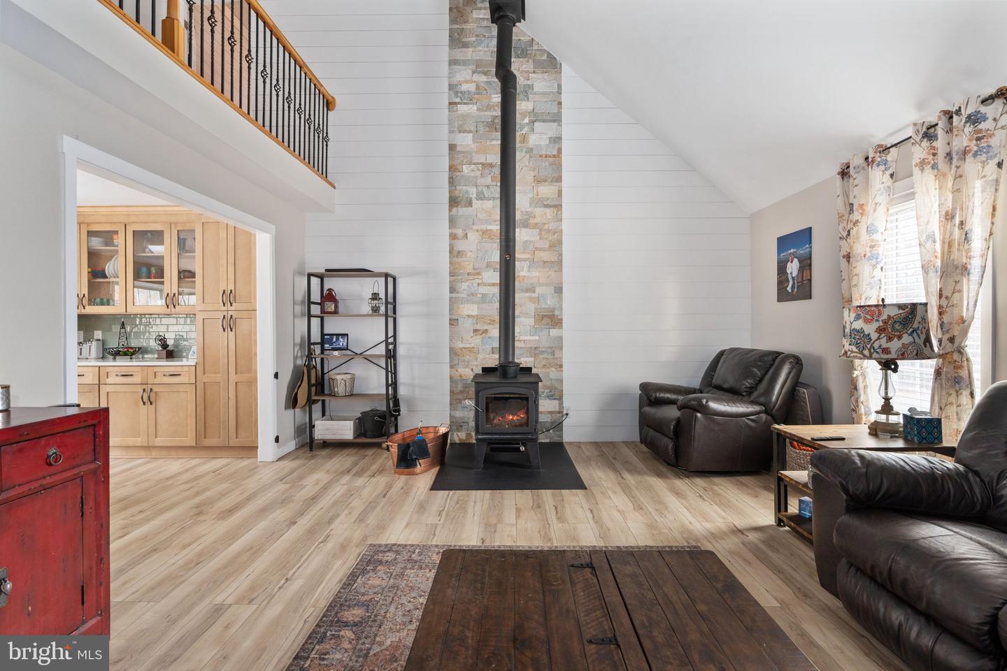 5105 DEEP CREEK RD, KENTS STORE, Virginia 23084, 4 Bedrooms Bedrooms, ,3 BathroomsBathrooms,Residential,For sale,5105 DEEP CREEK RD,VAFN2000628 MLS # VAFN2000628