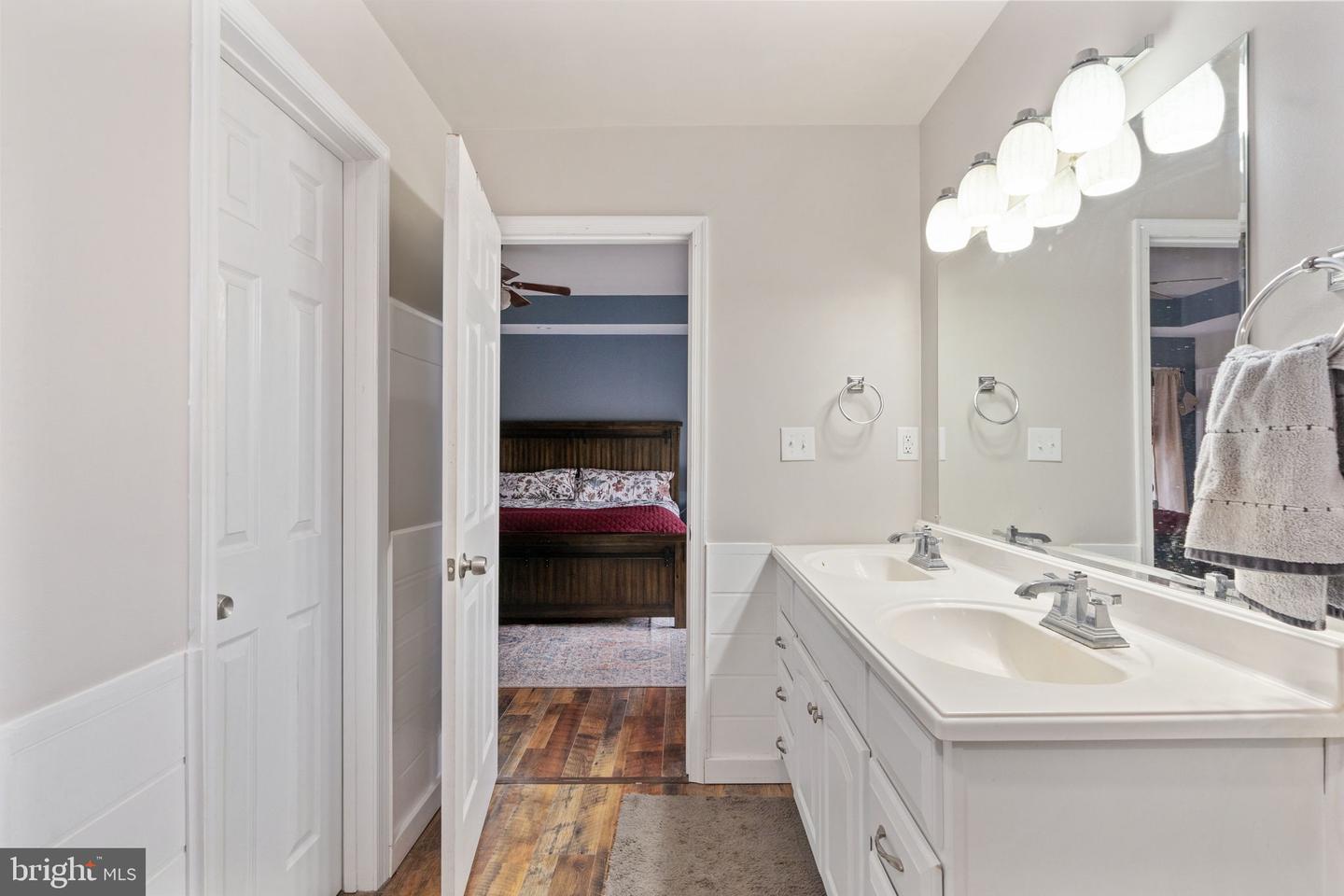 5105 DEEP CREEK RD, KENTS STORE, Virginia 23084, 4 Bedrooms Bedrooms, ,3 BathroomsBathrooms,Residential,For sale,5105 DEEP CREEK RD,VAFN2000628 MLS # VAFN2000628