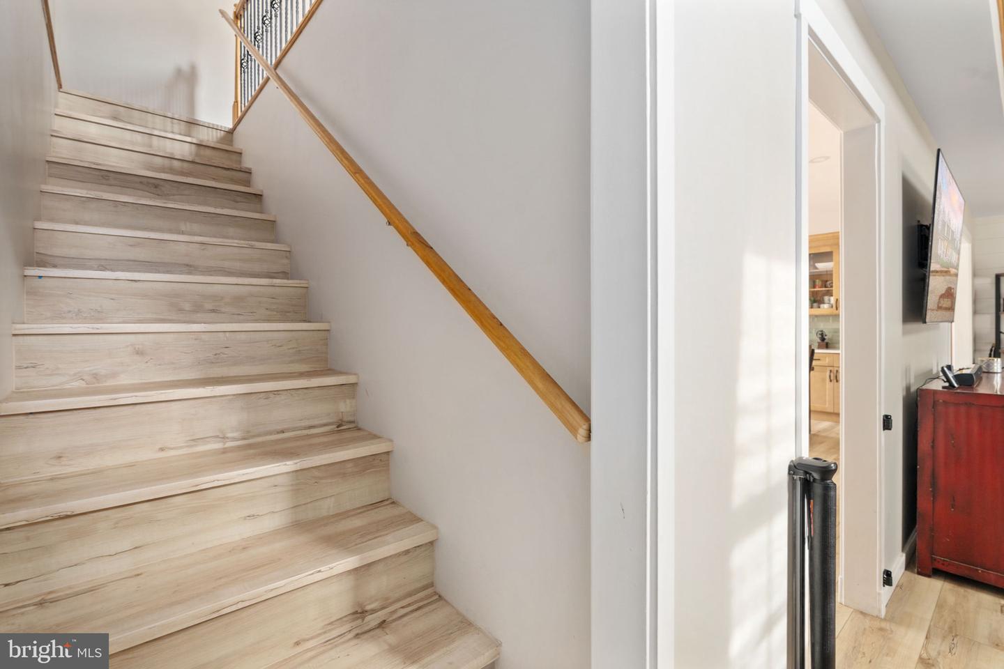 5105 DEEP CREEK RD, KENTS STORE, Virginia 23084, 4 Bedrooms Bedrooms, ,3 BathroomsBathrooms,Residential,For sale,5105 DEEP CREEK RD,VAFN2000628 MLS # VAFN2000628