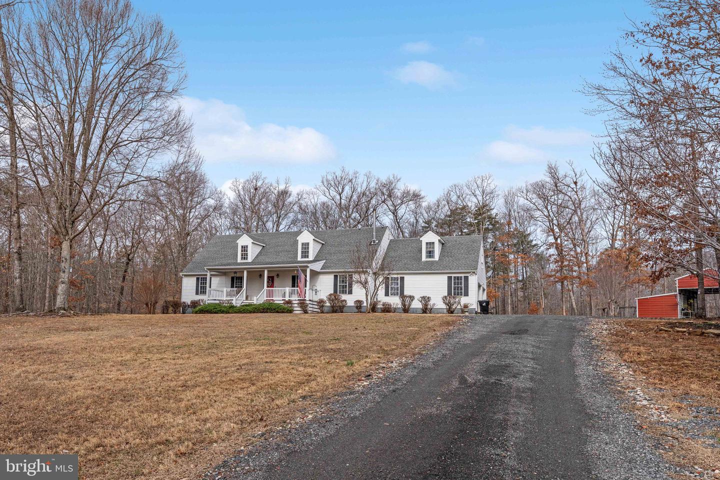 5105 DEEP CREEK RD, KENTS STORE, Virginia 23084, 4 Bedrooms Bedrooms, ,3 BathroomsBathrooms,Residential,For sale,5105 DEEP CREEK RD,VAFN2000628 MLS # VAFN2000628