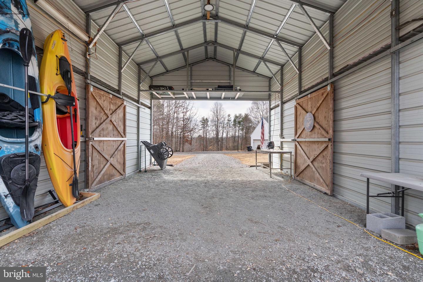 5105 DEEP CREEK RD, KENTS STORE, Virginia 23084, 4 Bedrooms Bedrooms, ,3 BathroomsBathrooms,Residential,For sale,5105 DEEP CREEK RD,VAFN2000628 MLS # VAFN2000628