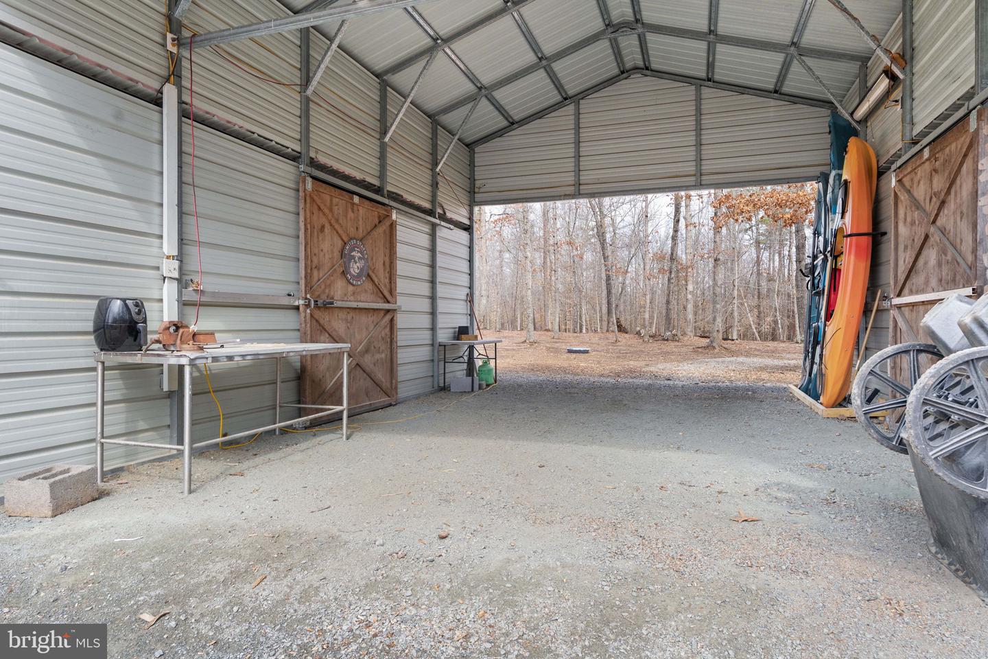 5105 DEEP CREEK RD, KENTS STORE, Virginia 23084, 4 Bedrooms Bedrooms, ,3 BathroomsBathrooms,Residential,For sale,5105 DEEP CREEK RD,VAFN2000628 MLS # VAFN2000628