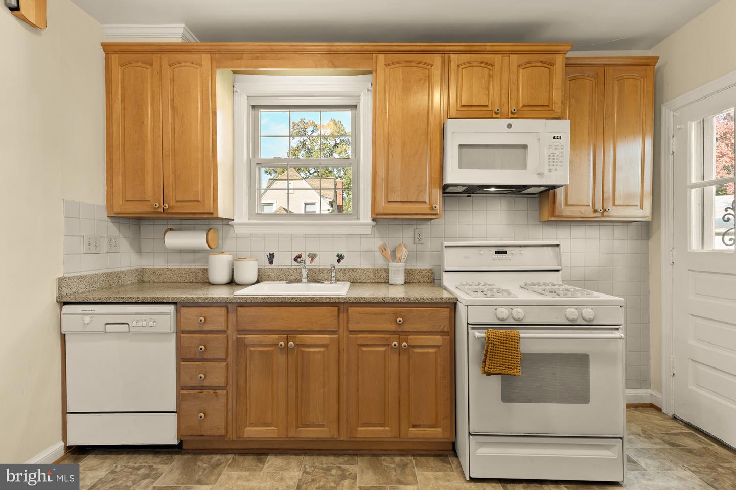 3141 CENTRAL AVE NE, WASHINGTON, District Of Columbia 20018, 3 Bedrooms Bedrooms, ,1 BathroomBathrooms,Residential,For sale,3141 CENTRAL AVE NE,DCDC2248550 MLS # DCDC2248550