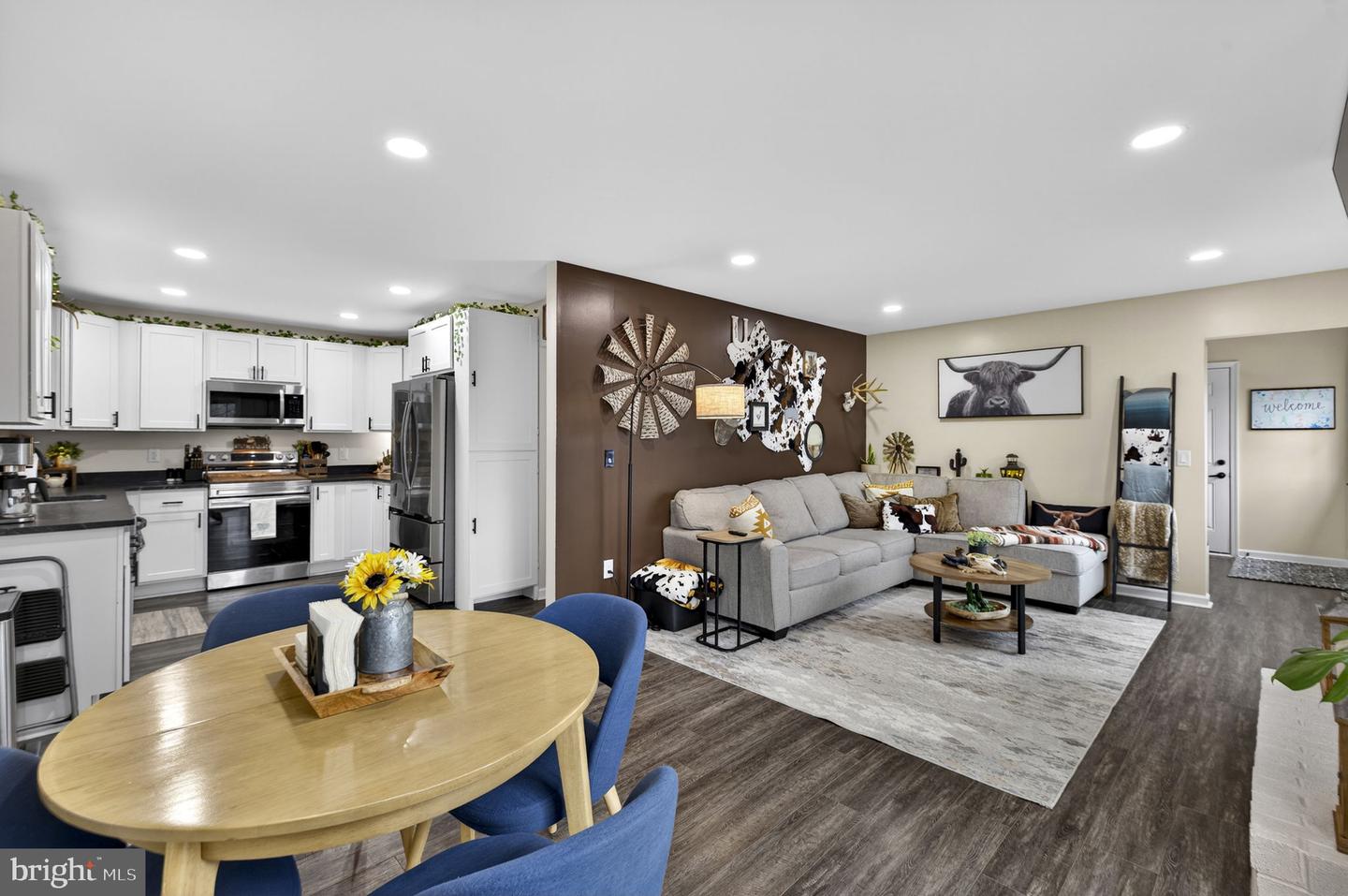 145 WEST ST, STEPHENS CITY, Virginia 22655, 4 Bedrooms Bedrooms, ,2 BathroomsBathrooms,Residential,For sale,145 WEST ST,VAFV2039894 MLS # VAFV2039894