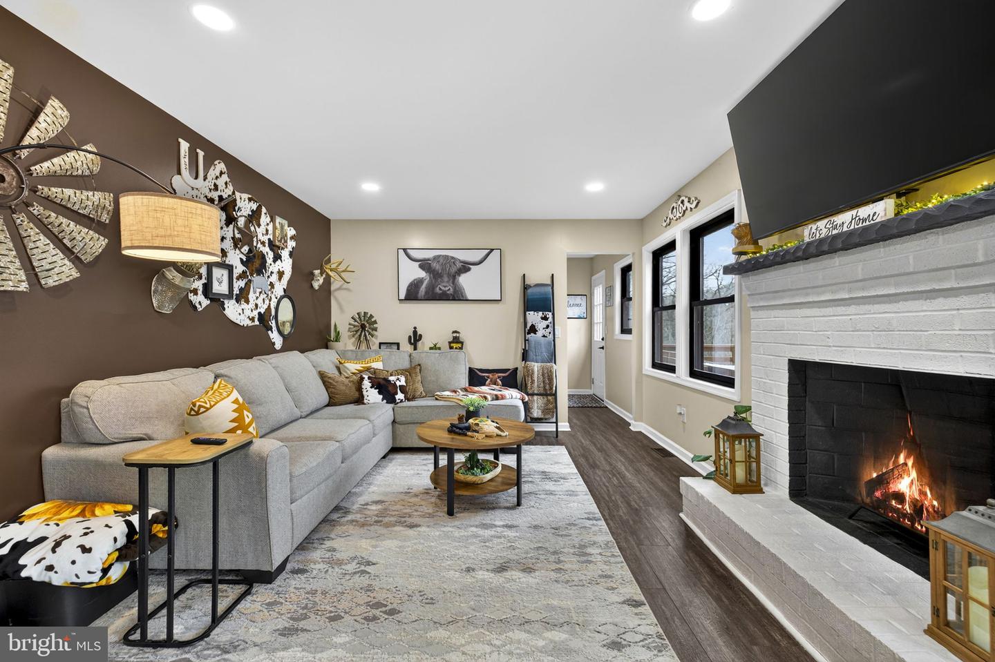 145 WEST ST, STEPHENS CITY, Virginia 22655, 4 Bedrooms Bedrooms, ,2 BathroomsBathrooms,Residential,For sale,145 WEST ST,VAFV2039894 MLS # VAFV2039894