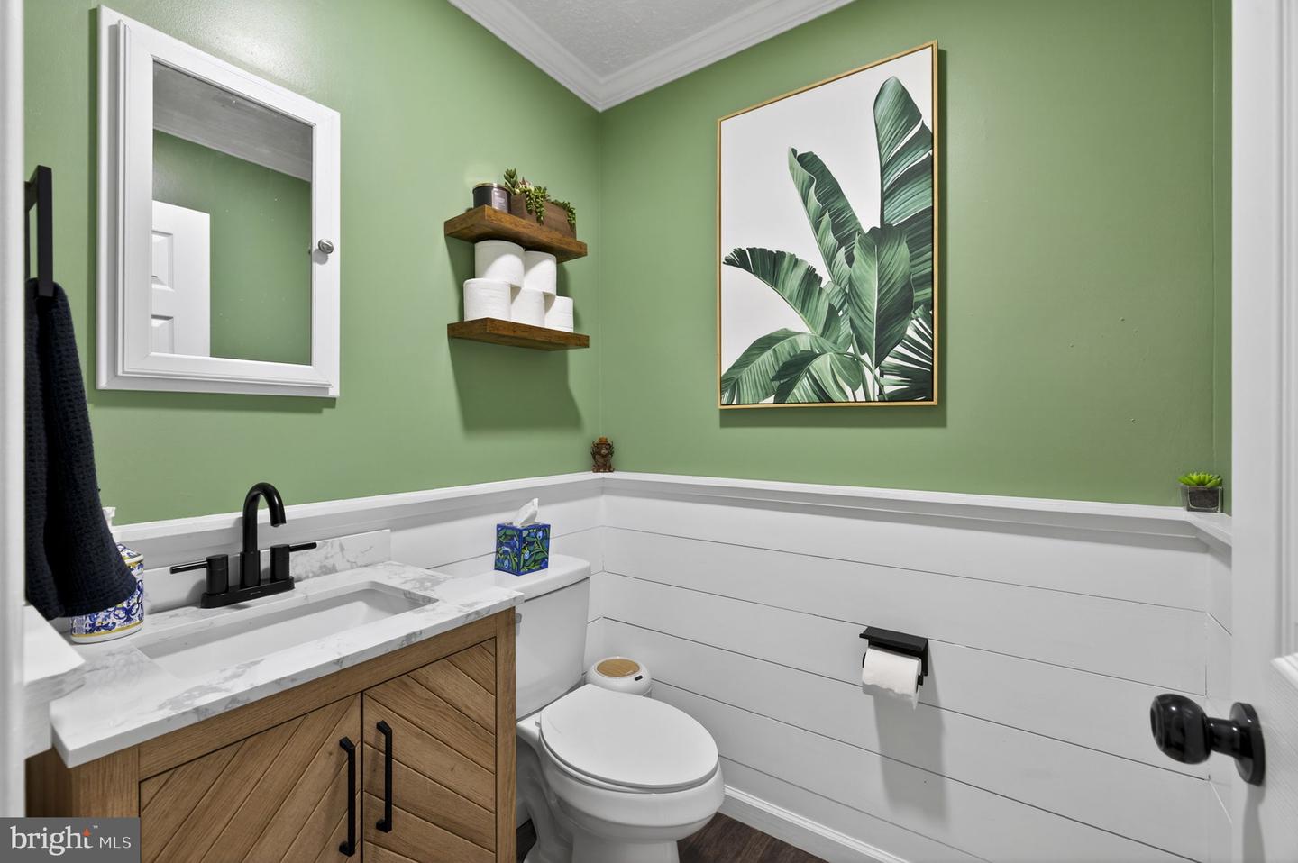 145 WEST ST, STEPHENS CITY, Virginia 22655, 4 Bedrooms Bedrooms, ,2 BathroomsBathrooms,Residential,For sale,145 WEST ST,VAFV2039894 MLS # VAFV2039894