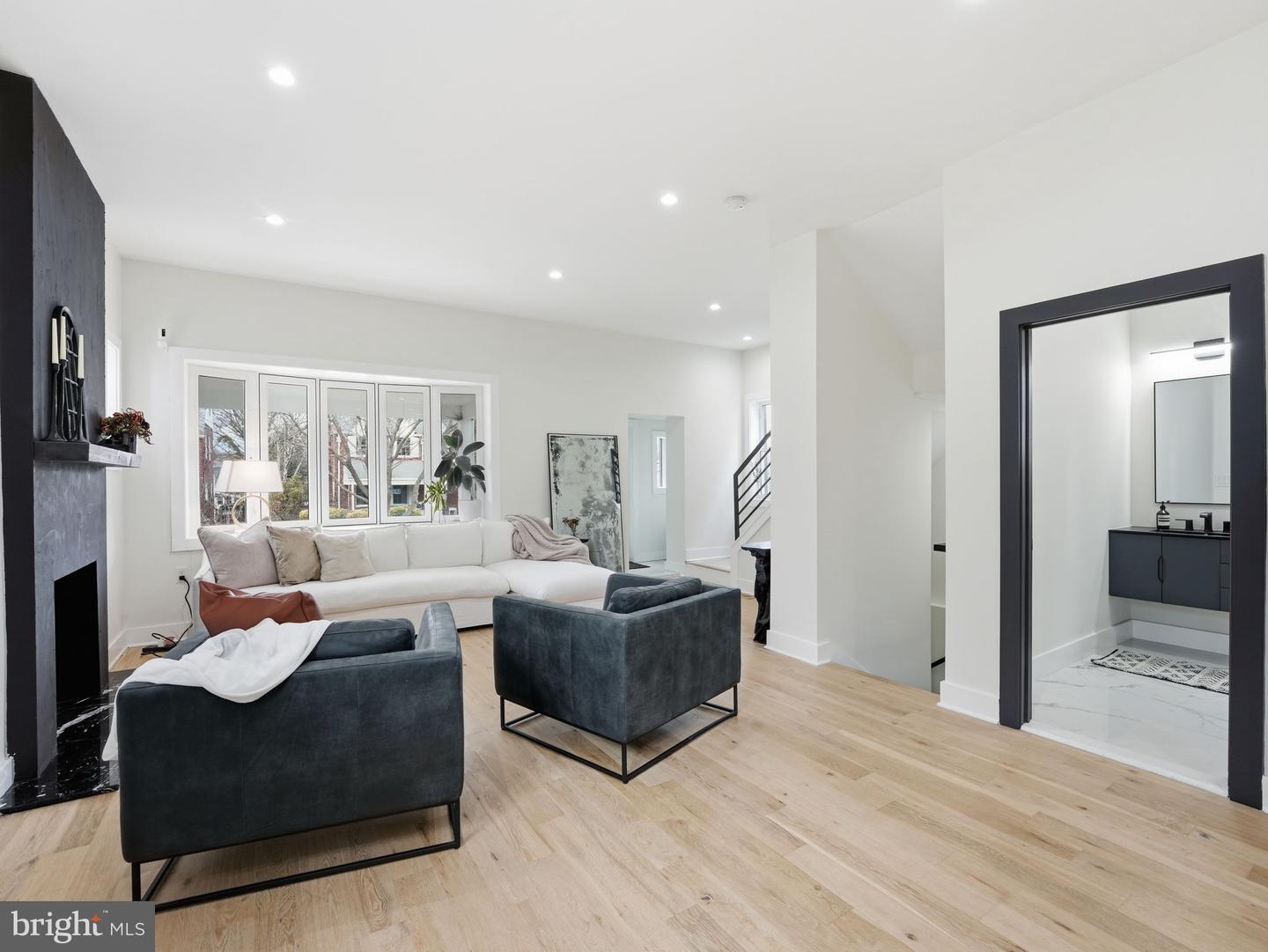 5921 2ND PL NW, WASHINGTON, District Of Columbia 20011, 4 Bedrooms Bedrooms, ,4 BathroomsBathrooms,Residential,For sale,5921 2ND PL NW,DCDC2248574 MLS # DCDC2248574