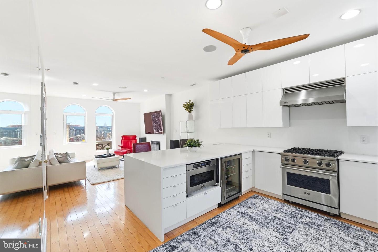 115 NEW YORK AVE NW #9, WASHINGTON, District Of Columbia 20001, 2 Bedrooms Bedrooms, ,2 BathroomsBathrooms,Residential,For sale,115 NEW YORK AVE NW #9,DCDC2248648 MLS # DCDC2248648