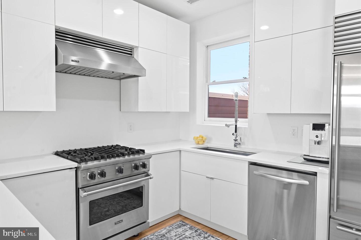 115 NEW YORK AVE NW #9, WASHINGTON, District Of Columbia 20001, 2 Bedrooms Bedrooms, ,2 BathroomsBathrooms,Residential,For sale,115 NEW YORK AVE NW #9,DCDC2248648 MLS # DCDC2248648