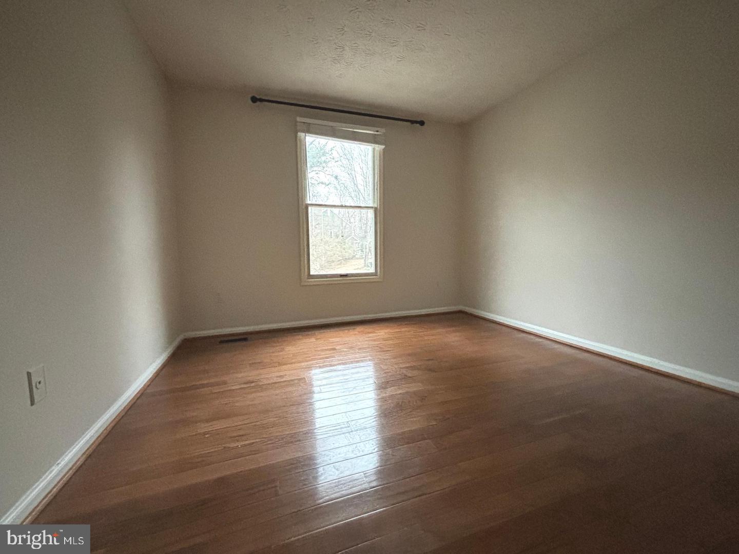 1538 TWISTED OAK DR, RESTON, Virginia 20194, 3 Bedrooms Bedrooms, ,2 BathroomsBathrooms,Residential,For sale,1538 TWISTED OAK DR,VAFX2293776 MLS # VAFX2293776