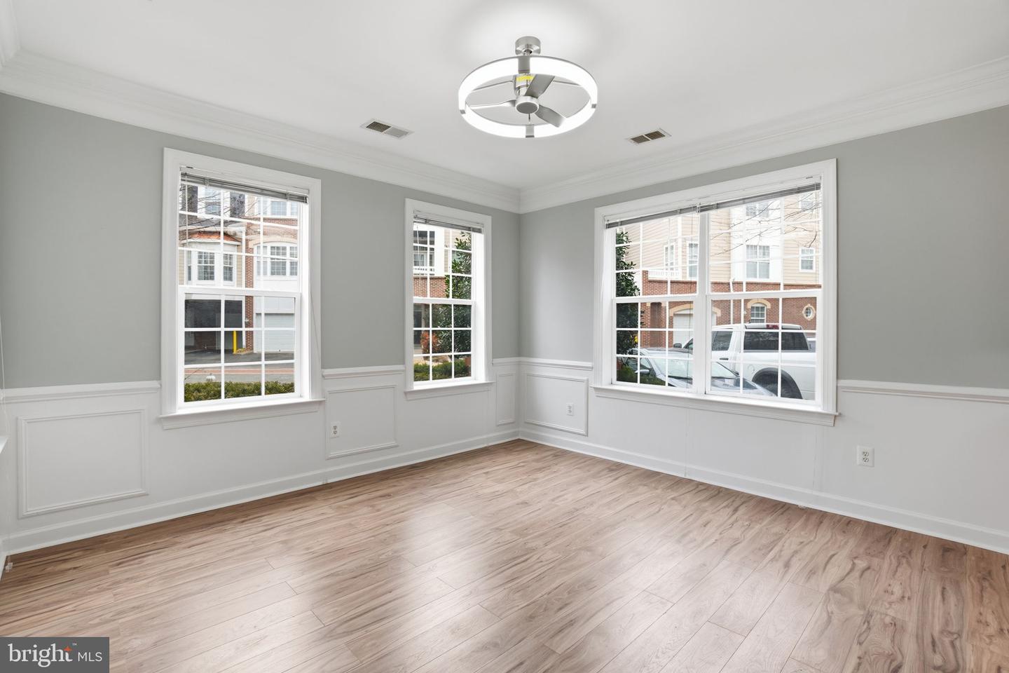 7871 ROLLING WOODS CT #1104, SPRINGFIELD, Virginia 22152, 2 Bedrooms Bedrooms, ,2 BathroomsBathrooms,Residential,For sale,7871 ROLLING WOODS CT #1104,VAFX2293628 MLS # VAFX2293628