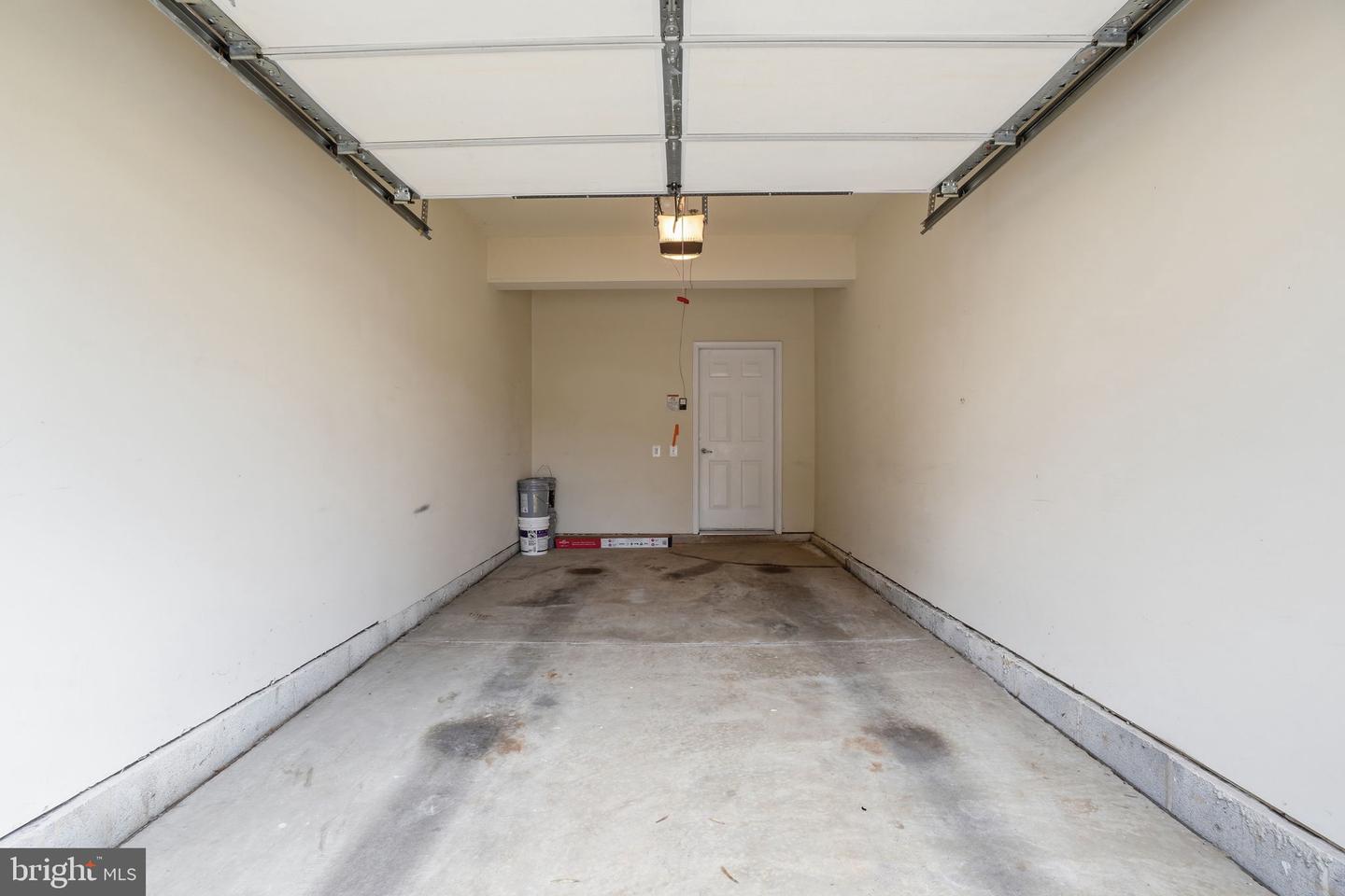 7871 ROLLING WOODS CT #1104, SPRINGFIELD, Virginia 22152, 2 Bedrooms Bedrooms, ,2 BathroomsBathrooms,Residential,For sale,7871 ROLLING WOODS CT #1104,VAFX2293628 MLS # VAFX2293628