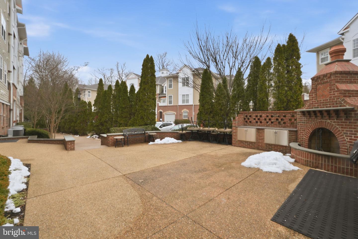 7871 ROLLING WOODS CT #1104, SPRINGFIELD, Virginia 22152, 2 Bedrooms Bedrooms, ,2 BathroomsBathrooms,Residential,For sale,7871 ROLLING WOODS CT #1104,VAFX2293628 MLS # VAFX2293628