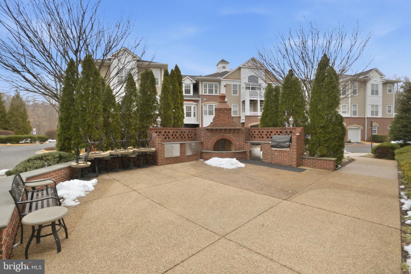 7871 ROLLING WOODS CT #1104, SPRINGFIELD, Virginia 22152, 2 Bedrooms Bedrooms, ,2 BathroomsBathrooms,Residential,For sale,7871 ROLLING WOODS CT #1104,VAFX2293628 MLS # VAFX2293628