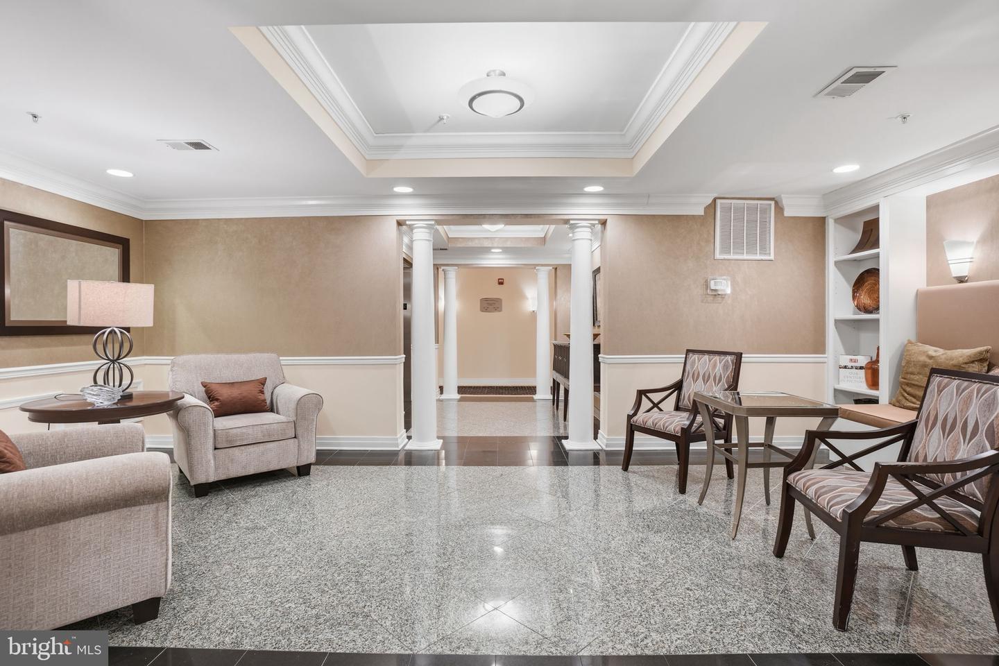 7871 ROLLING WOODS CT #1104, SPRINGFIELD, Virginia 22152, 2 Bedrooms Bedrooms, ,2 BathroomsBathrooms,Residential,For sale,7871 ROLLING WOODS CT #1104,VAFX2293628 MLS # VAFX2293628