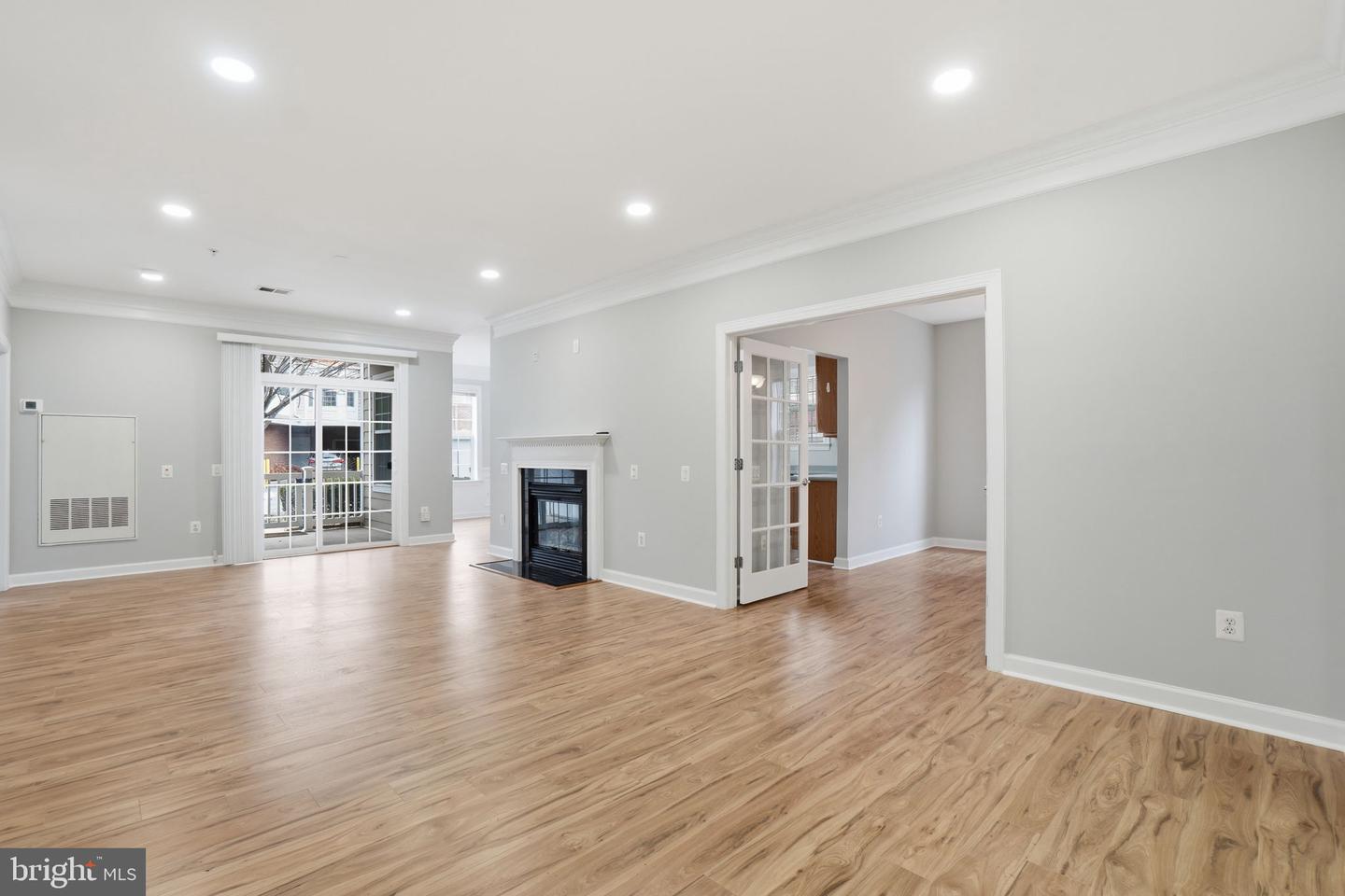 7871 ROLLING WOODS CT #1104, SPRINGFIELD, Virginia 22152, 2 Bedrooms Bedrooms, ,2 BathroomsBathrooms,Residential,For sale,7871 ROLLING WOODS CT #1104,VAFX2293628 MLS # VAFX2293628