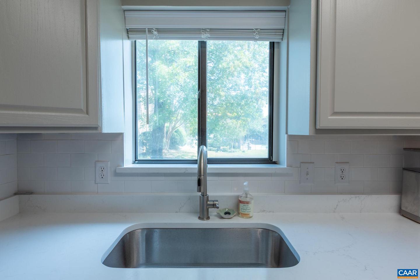 320 HARVEST DR, CHARLOTTESVILLE, Virginia 22903, 3 Bedrooms Bedrooms, ,3 BathroomsBathrooms,Residential,For sale,320 HARVEST DR,673891 MLS # 673891