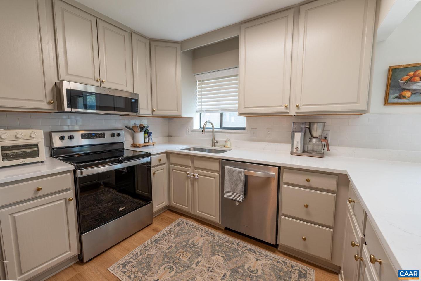 320 HARVEST DR, CHARLOTTESVILLE, Virginia 22903, 3 Bedrooms Bedrooms, ,3 BathroomsBathrooms,Residential,For sale,320 HARVEST DR,673891 MLS # 673891