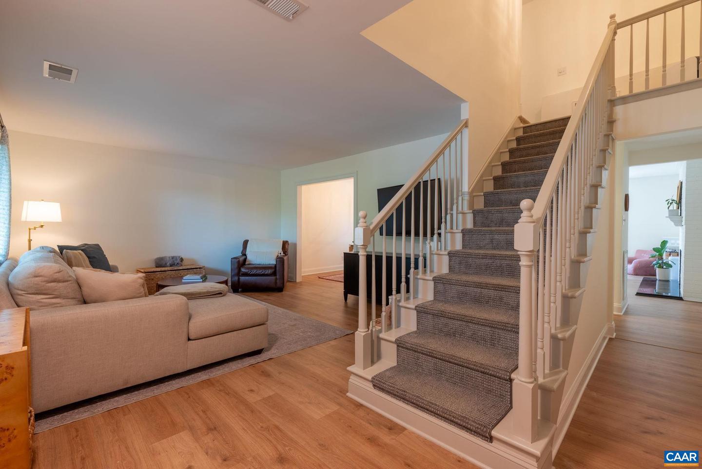 320 HARVEST DR, CHARLOTTESVILLE, Virginia 22903, 3 Bedrooms Bedrooms, ,3 BathroomsBathrooms,Residential,For sale,320 HARVEST DR,673891 MLS # 673891