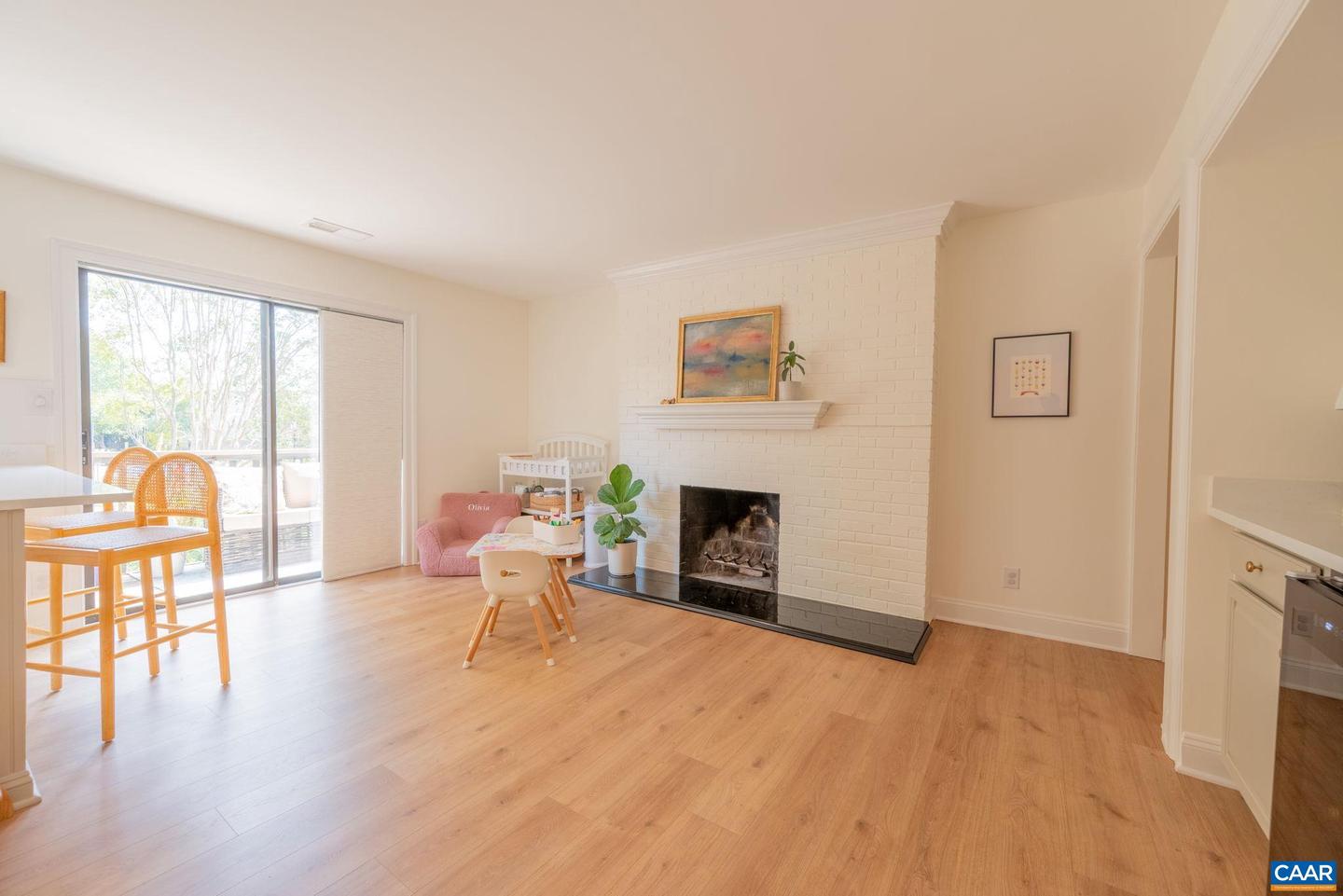 320 HARVEST DR, CHARLOTTESVILLE, Virginia 22903, 3 Bedrooms Bedrooms, ,3 BathroomsBathrooms,Residential,For sale,320 HARVEST DR,673891 MLS # 673891