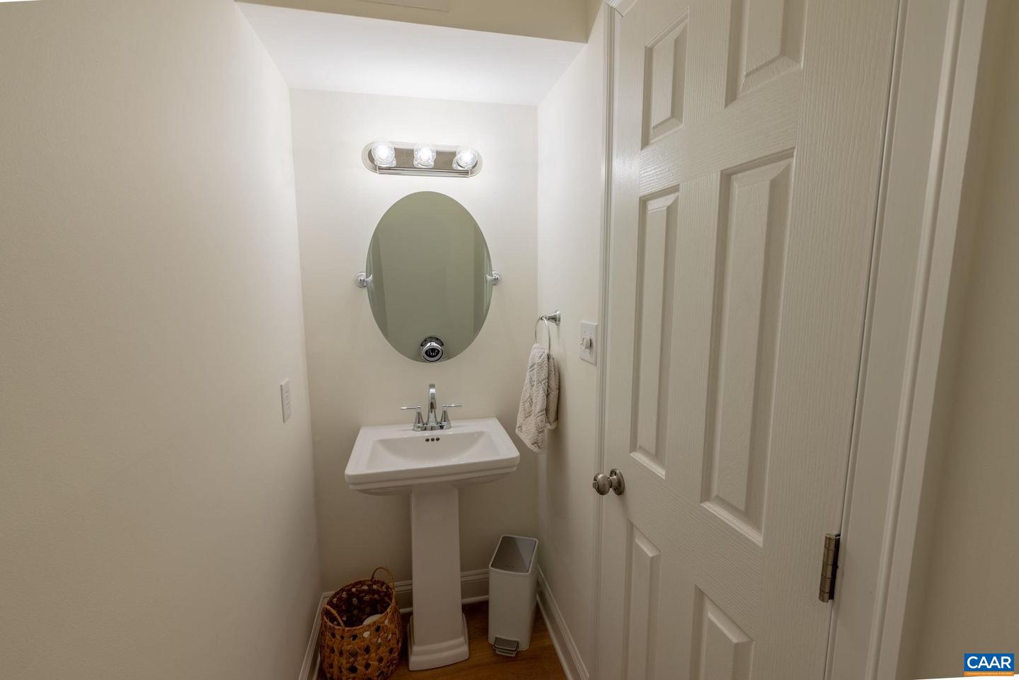 320 HARVEST DR, CHARLOTTESVILLE, Virginia 22903, 3 Bedrooms Bedrooms, ,3 BathroomsBathrooms,Residential,For sale,320 HARVEST DR,673891 MLS # 673891