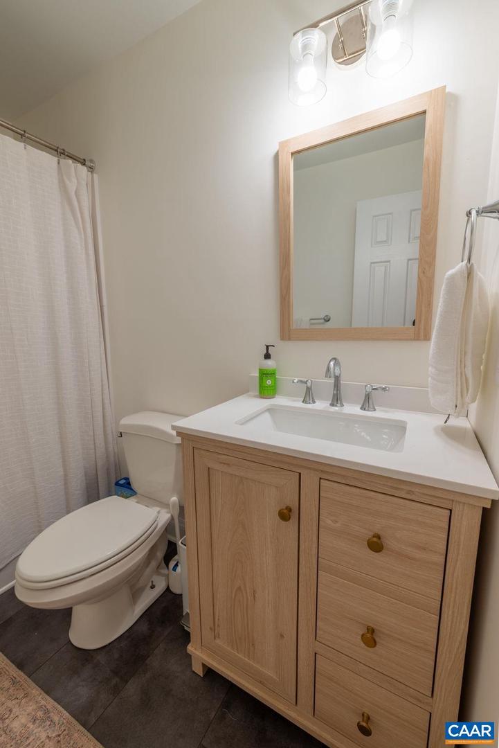 320 HARVEST DR, CHARLOTTESVILLE, Virginia 22903, 3 Bedrooms Bedrooms, ,3 BathroomsBathrooms,Residential,For sale,320 HARVEST DR,673891 MLS # 673891