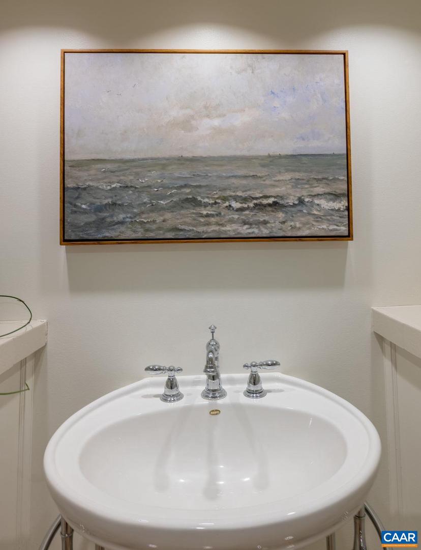 320 HARVEST DR, CHARLOTTESVILLE, Virginia 22903, 3 Bedrooms Bedrooms, ,3 BathroomsBathrooms,Residential,For sale,320 HARVEST DR,673891 MLS # 673891