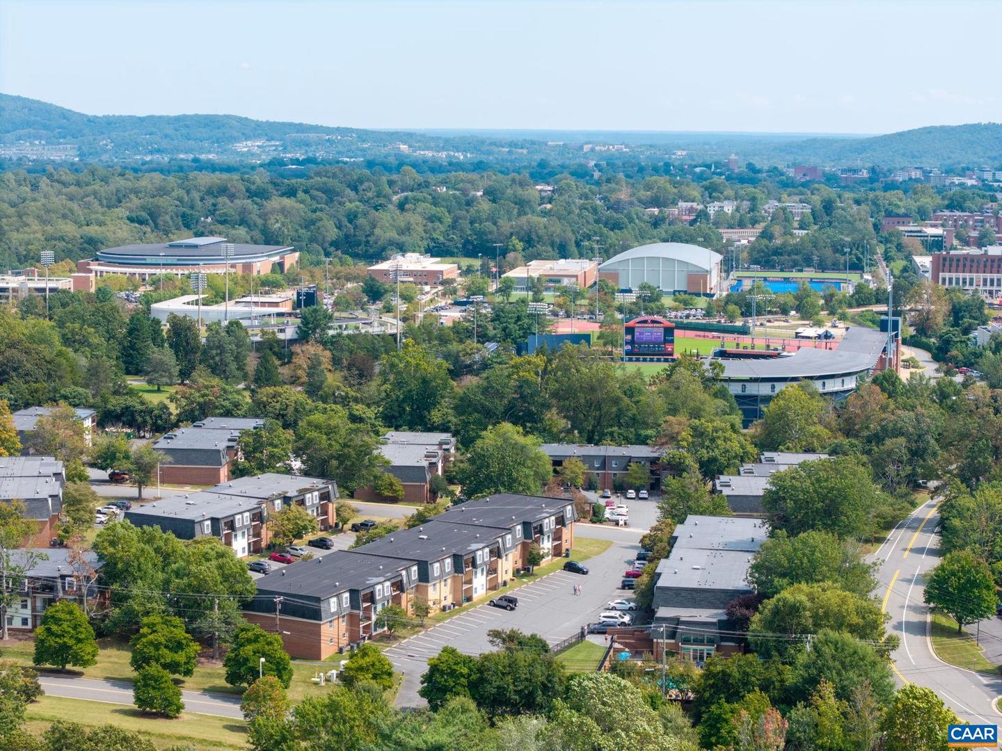 320 HARVEST DR, CHARLOTTESVILLE, Virginia 22903, 3 Bedrooms Bedrooms, ,3 BathroomsBathrooms,Residential,For sale,320 HARVEST DR,673891 MLS # 673891