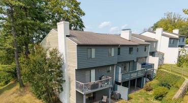 320 HARVEST DR, CHARLOTTESVILLE, Virginia 22903, 3 Bedrooms Bedrooms, ,3 BathroomsBathrooms,Residential,For sale,320 HARVEST DR,673891 MLS # 673891