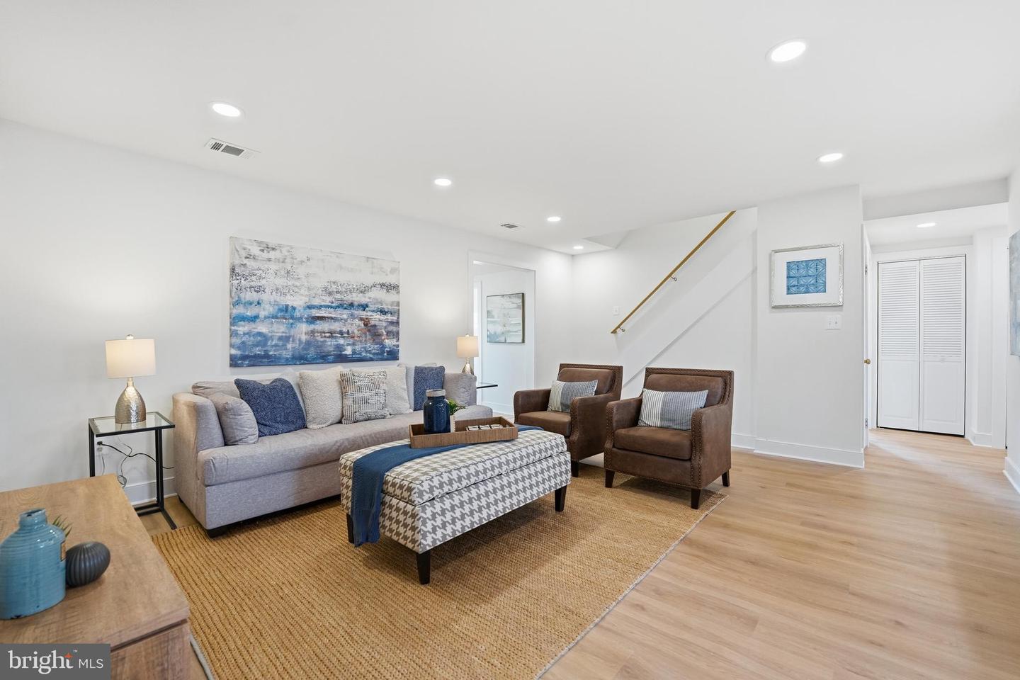 4815 EUBANK ST, ALEXANDRIA, Virginia 22309, 4 Bedrooms Bedrooms, ,2 BathroomsBathrooms,Residential,For sale,4815 EUBANK ST,VAFX2293632 MLS # VAFX2293632