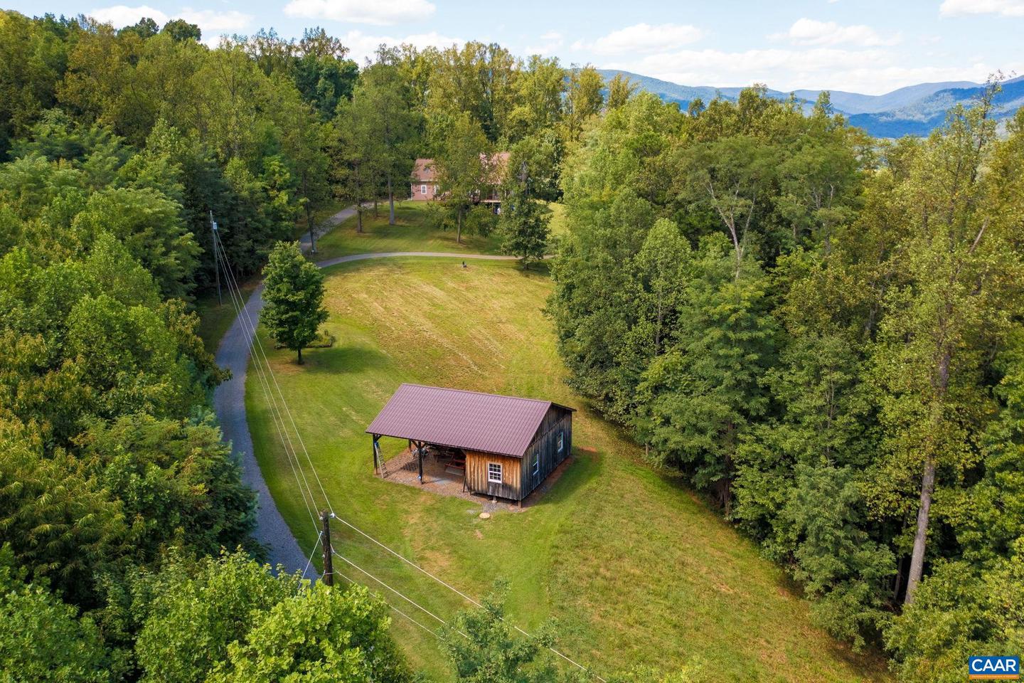 431 BEAR RUN RD, STANARDSVILLE, Virginia 22973, 3 Bedrooms Bedrooms, ,3 BathroomsBathrooms,Residential,For sale,431 BEAR RUN RD,673897 MLS # 673897